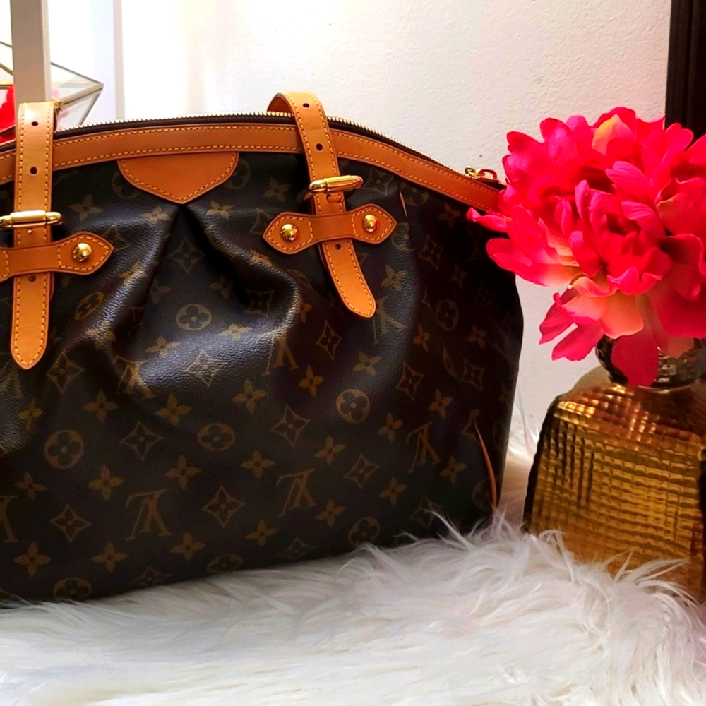Louis Vuitton Tivoli gm
